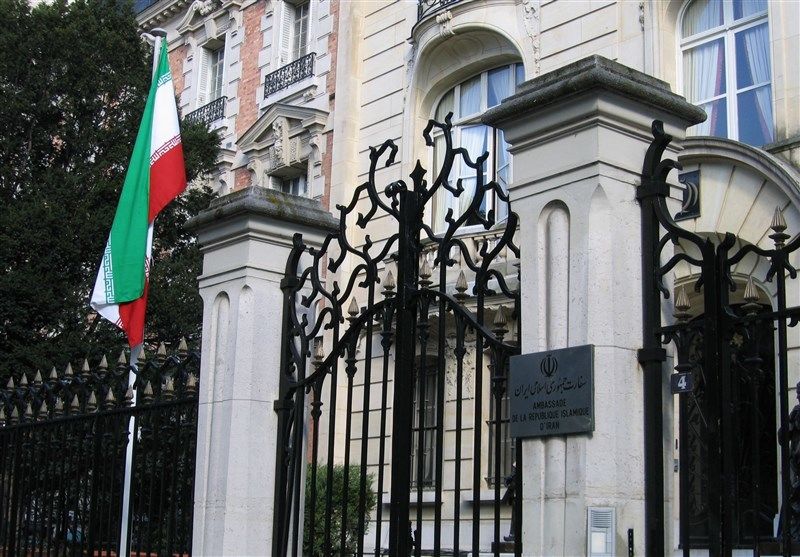 تعرض اعضای گروهک تروریستی«کومله» به سفارت ایران در پاریس