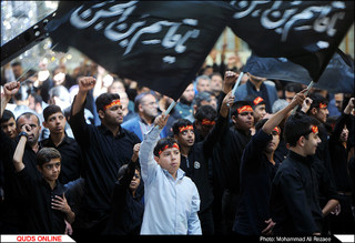 اجتماع عظیم نوجوانان حسینی در حرم مطهر رضوی/گزارش تصویری