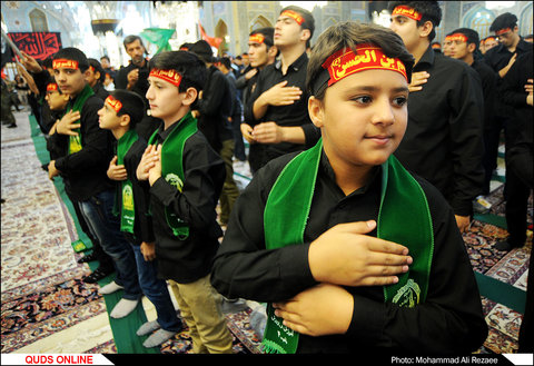 اجتماع نوجوانان حسینی در حرم مطهر رضوی