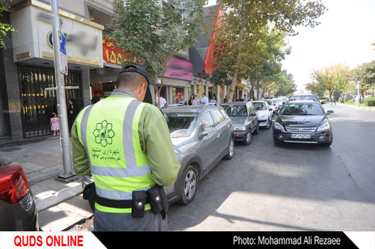 ایجاد امکان اعلام نظر شهروندان درخصوص رفتار پارکبانان از طریق تلفن همراه / اطلاع رسانی آغاز محاسبه هزینه پارک حاشیه ای از نیم ساعت دوم با ارسال پیامک