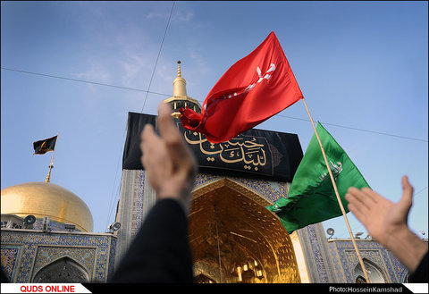 عزاداری روز عاشورا در حرم امام رضا(ع)/گزارش تصویری