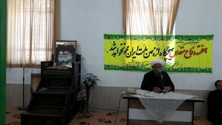 دشمنان نظام که در تحرکات نظامی و ترورها موفق نشدند اقدام به جنگ اقتصادی و فرهنگی کرده‌اند