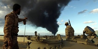 ازسرگیری درگیری‌ها در اطراف مخازن نفتی پایتخت لیبی