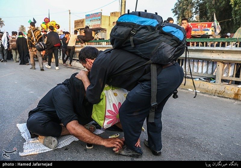 تعیین تکلیف ویزای اربعین حسینی/ وزارت کشور عوارضی در مرزها دریافت نمی‌کند