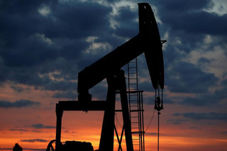 قیمت نفت در بازار جهانی افت کرد