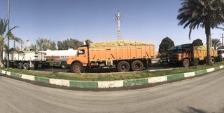شلیک به کامیون‌های حامل بار در استان فارس + فیلم