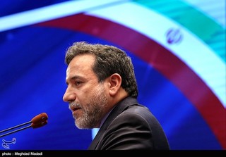 عراقچی: سازوکارهای تبادل بانکی و تجاری اروپا با ایران تا شروع دور دوم تحریم‌ها اجرایی می‌شود