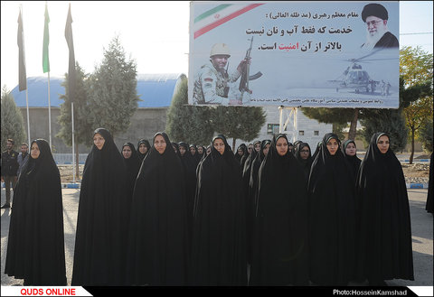 صبحگاه مشترک نیروهای مسلح به مناسبت هفته نیروی انتظامی در مشهد/گزارش تصویری