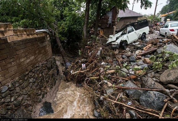 ‌سیلاب راه ارتباطی ۹ روستا را در رحیم آباد رودسر قطع کرد