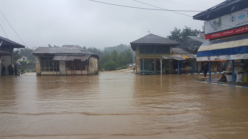 سیلاب به تأسیسات زیربنایی ۱۲ شهرستان گیلان آسیب‌ زده است