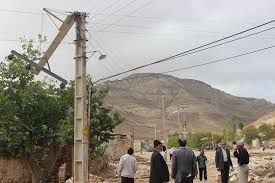 تخریب شبکه‌های توزیع برق در شهرستان‌های سیل زده گیلان