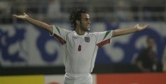 "علی کریمی" با قاطعیت بهترین هافبک تاریخ جام ملت‌های آسیا شد