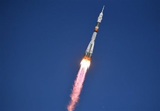 موشک "سایوز" حامل فضانوردان روسی و آمریکایی دچار حادثه شد