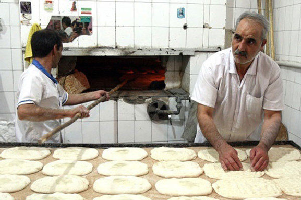 نصف نان‌های کشور بدون استفاده از خمیرمایه تولید می‌شود