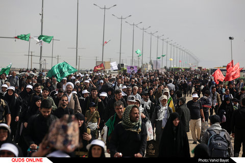 زائران اربعین حسینی در پایانه مرزی مهران