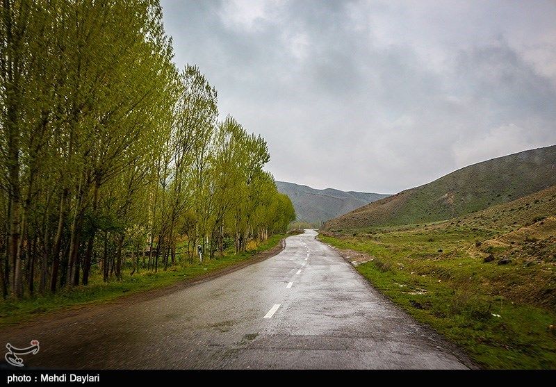 مه‌گرفتگی در محورهای اردبیل/ بارندگی در مسیرهای منتهی به گیلان