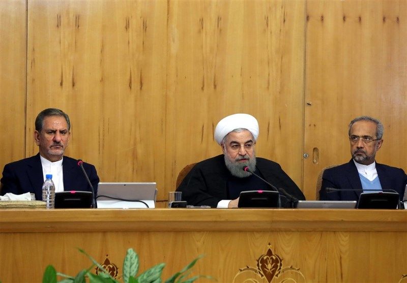 روحانی: برگزاری "روز ملی مبارزه با استکبار" حاکی از دلبستگی و اشتیاق مردم به انقلاب اسلامی است