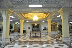 برپایی نمایشگاه مناسبتی در کتابخانه مرکزی آستان قدس رضوی