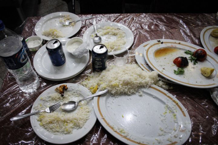 مردم ایران چقدر مواد غذایی اسراف می‌کنند؟