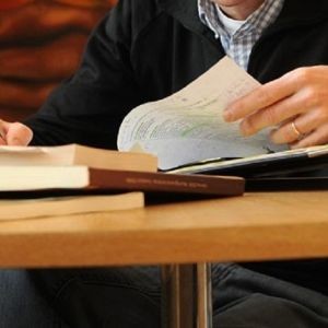 انصراف اساتید از «فرصت‌های مطالعاتی» به علت نوسانات ارزی
