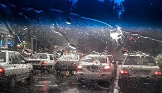 قطره‌های باران تهران را قفل کرد/ آیا کلید شهردار جدید قفل ترافیک تهران را باز می‌کند؟