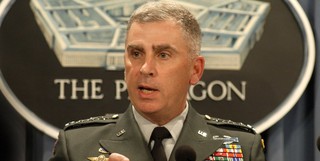 انتخاب یک ژنرال بازنشسته به عنوان سفیر آمریکا در ریاض