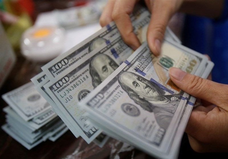 قیمت دلار در صرافی‌ها به کانال ۱۱ هزار تومان سقوط کرد