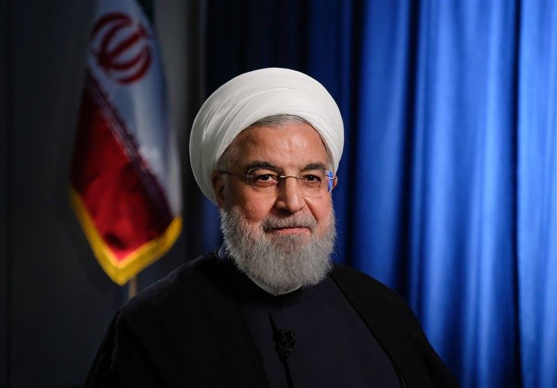  روحانی در فرودگاه خوی: "راه‌آهن ارومیه" و "بیمارستان خوی" به بهره‌برداری می‌رسد 