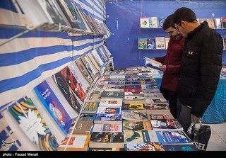 ۱۸۰ هزار عنوان کتاب در نمایشگاه کتاب مشهد ارائه می‌شود
