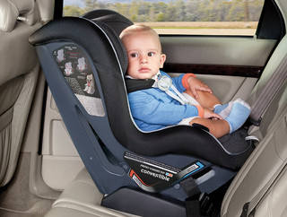 استفاده از صندلی کودک در خودروها امری ضروری/ صندلی کودک، عامل کاهش مرگ کودکان در تصادفات