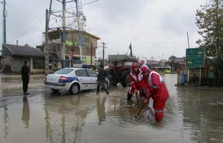 امدادرسانی به ۸۷ نفر در ۵ استان متأثر از سیل و آبگرفتگی