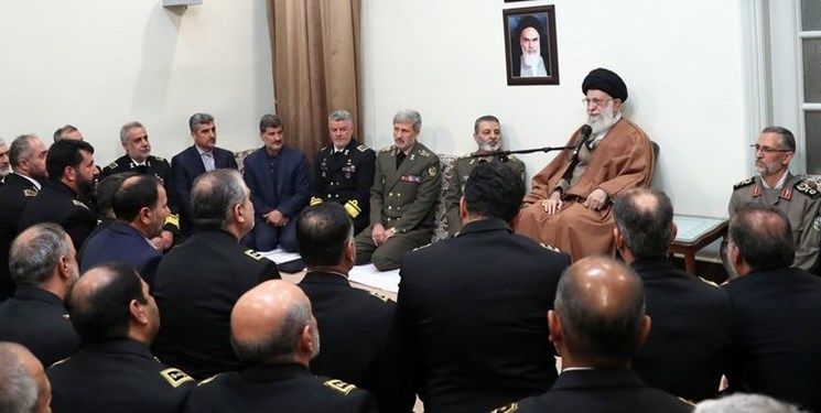رهبر معظم انقلاب: کاری کنید دشمنان حتی جرأت تهدید ملّت ایران را نداشته باشند