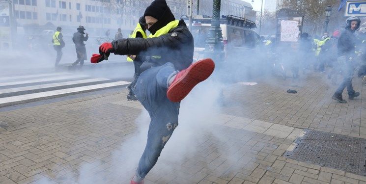 تشنج در پایتخت اروپا/جنبش اعتراضی جلیقه زردها به بروکسل رسید +عکس 