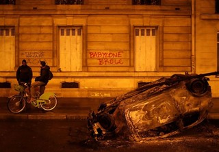 فرانسه، بلژیک و هلند در آتش خشم معترضان +عکس