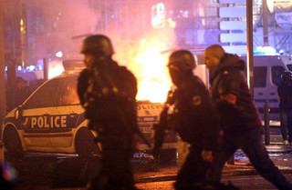 استقرار ۹۰ هزار پلیس برای مقابله با معترضان در پایتخت فرانسه
