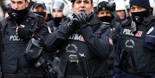 بازداشت بیش از ۴۰ نظامی به اتهام ارتباط با کودتای نافرجام ترکیه