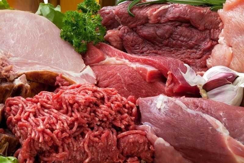 دولت برای ایجاد تعادل در بازار گوشت با قصابی‌ها همکاری کند