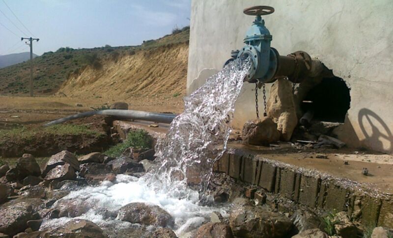 آب شرب روستای خاکریز سالم و بهداشتی است