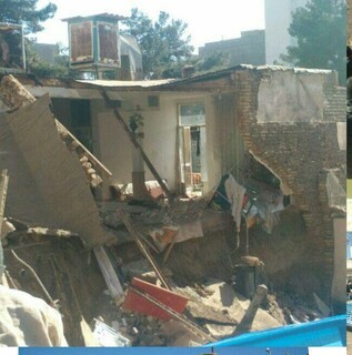 یک ساختمان ویلایی در مشهد فرو ریخت