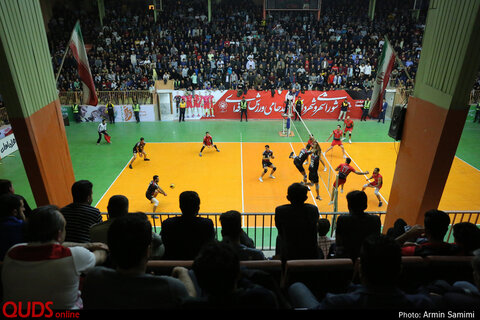 دیدار تیم های والیبال پیام مشهد و خاتم اردکان/ گزارش تصویری