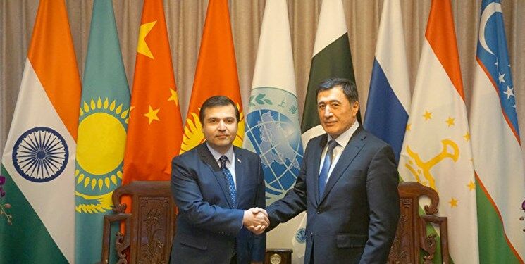 دیدار سفیر تاجیکستان با دبیرکل شانگهای؛ اوضاع منطقه محور رایزنی