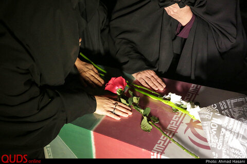 مراسم استقبال از پیکر های پاک و مطهر پنج شهید دفاع مقدس و پنج شهید مدافع حرم