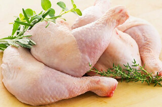 قیمت مرغ به ۱۳ هزار و ۸۰۰ تومان افزایش یافت