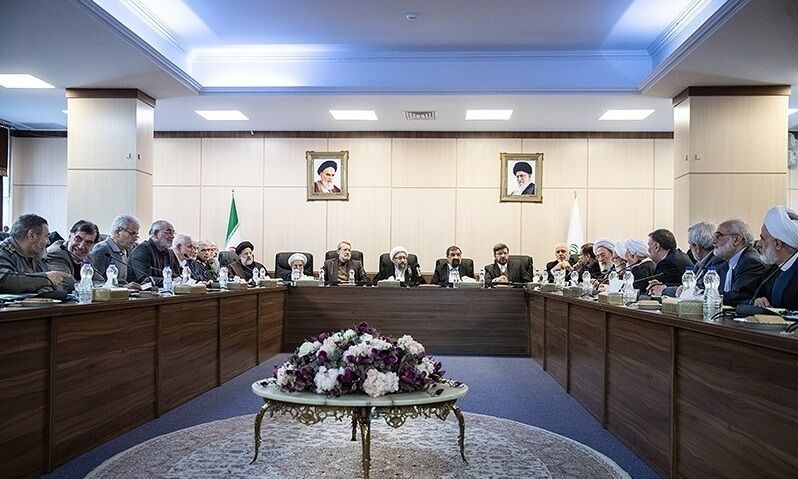  جلسه مجمع تشخیص با غیبت ۱۳ عضو از جمله رئیس جمهور تشکیل شد
