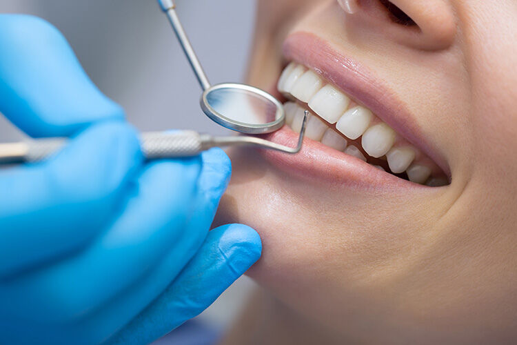 اهمیت مراجعه به دندانپزشک