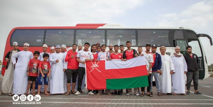 حرکت اتوبوس‌های هواداران عمان به سوی ابوظبی+تصاویر