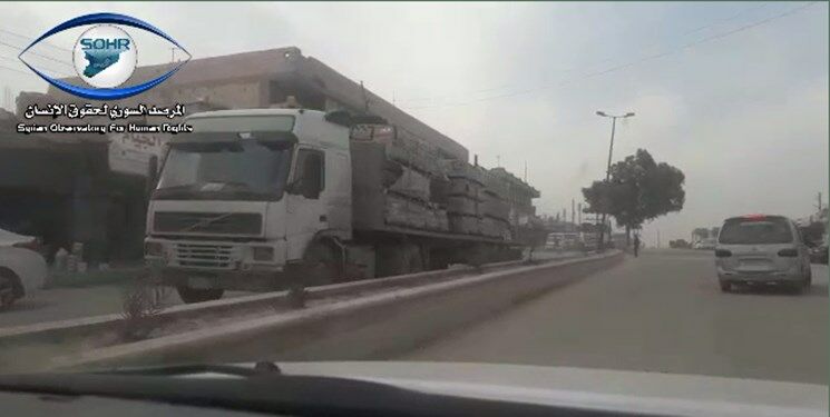 آمریکا ۲۵۰ کامیون حامل سلاح وارد استانهای حلب، رقه و الحسکه سوریه کرد

