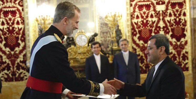 سفیر جدید ایران در مادرید استوارنامه خود را تقدیم پادشاه اسپانیا کرد

