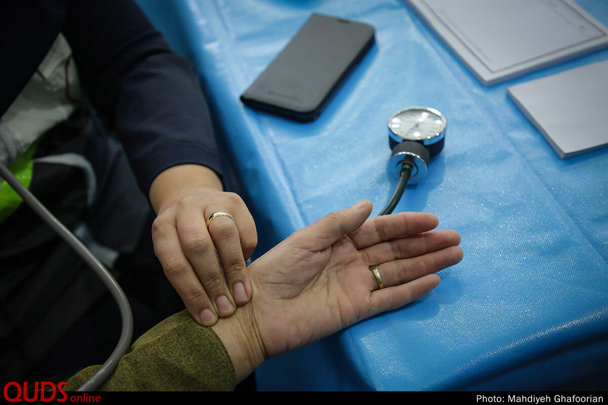 بیش از ۵۶۰۰ بیمار توسط آستان قدس رضوی در آذربایجان غربی ویزیت رایگان شدند