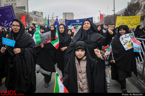 راهپیمایی 22 بهمن در مشهد مقدس